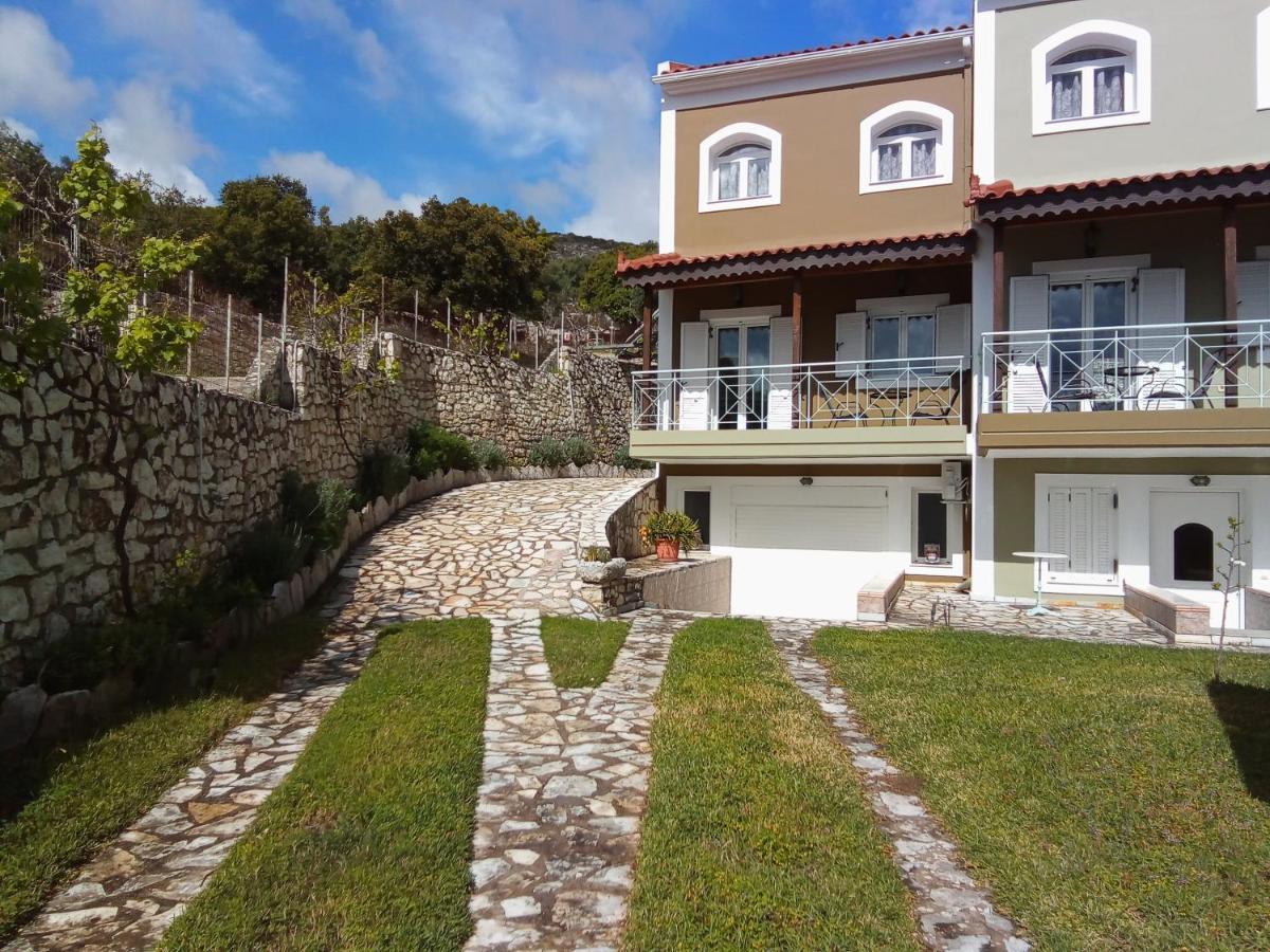 Apartamento Dogis Retreat Agia Efimia Exterior foto